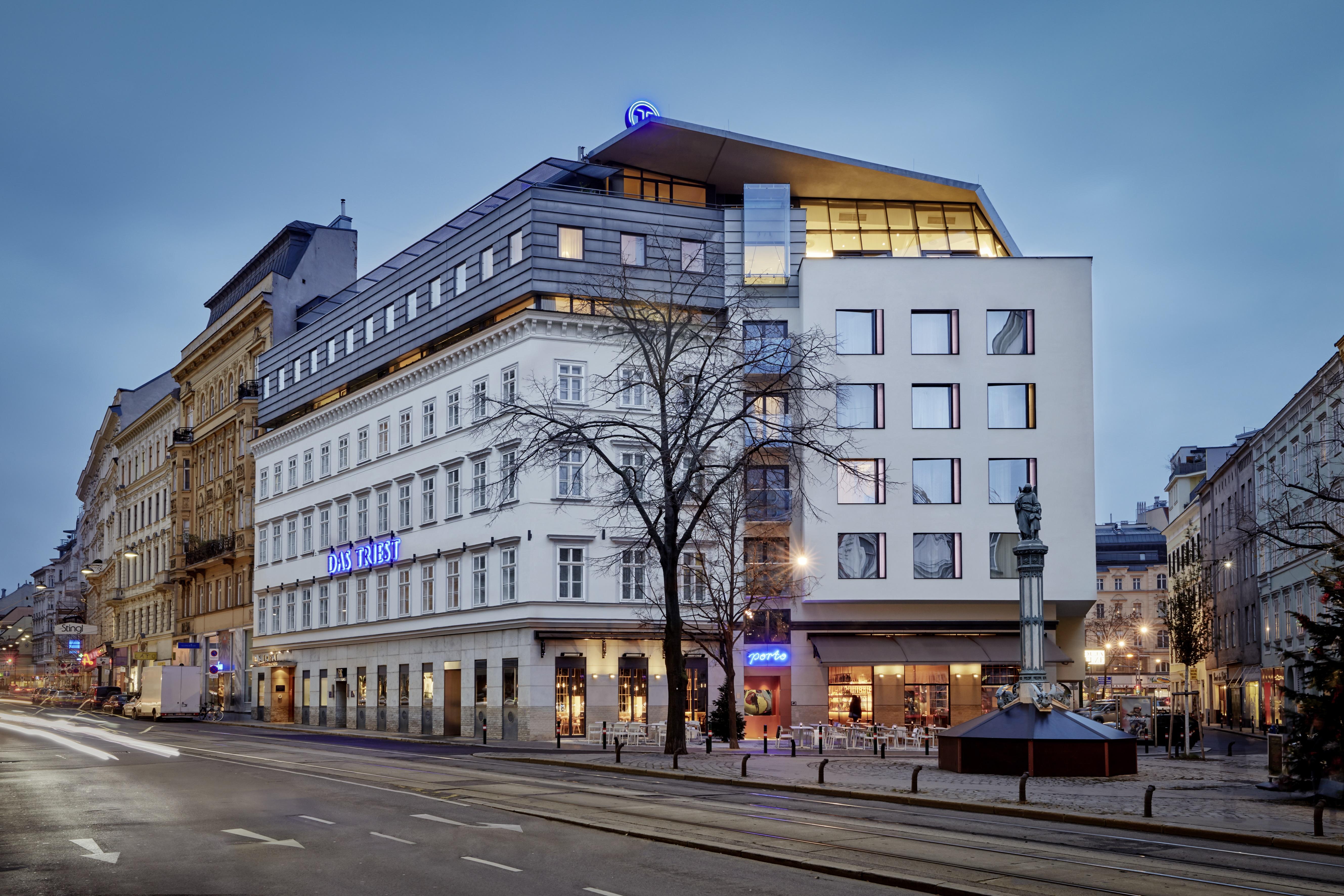 Radisson Blu Das Triest Hotel, Wina Bagian luar foto