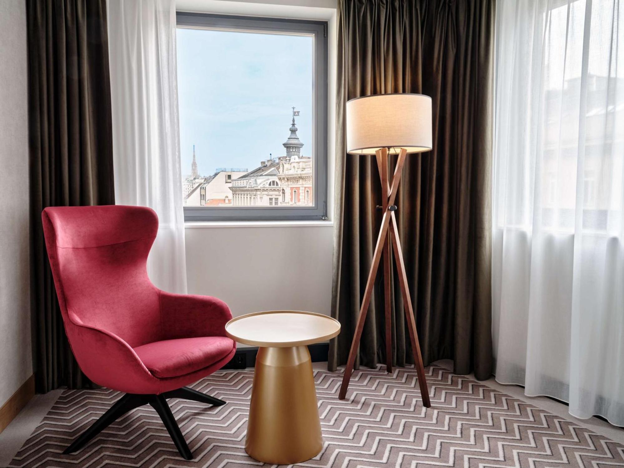 Radisson Blu Das Triest Hotel, Wina Bagian luar foto