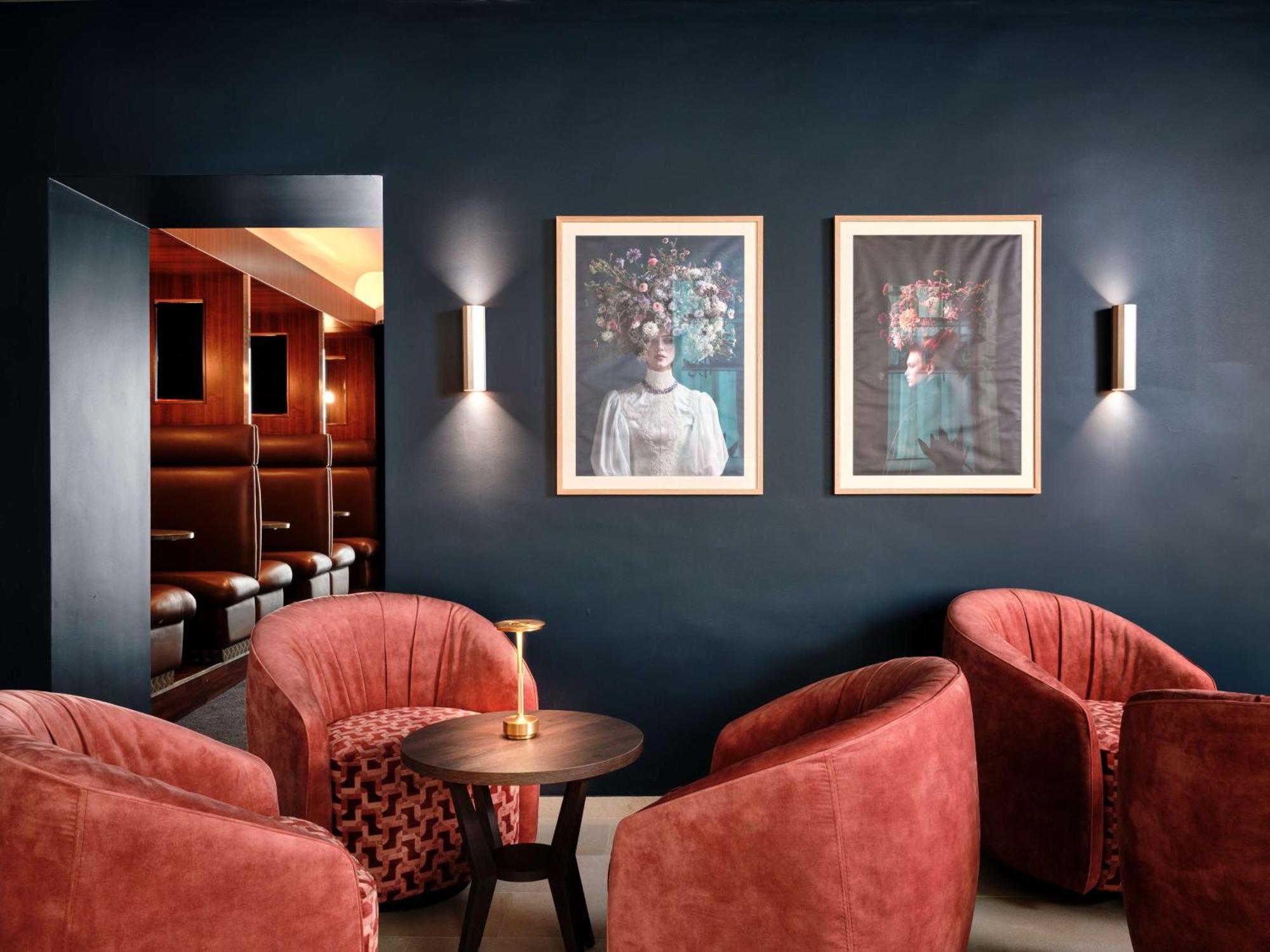 Radisson Blu Das Triest Hotel, Wina Bagian luar foto